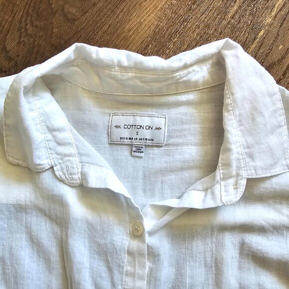 Cotton On Lightweight Button Up Shirt with Sleeve Tabs, S - Picture 6 of 6